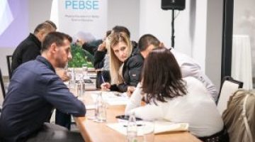 Discussions 300x200